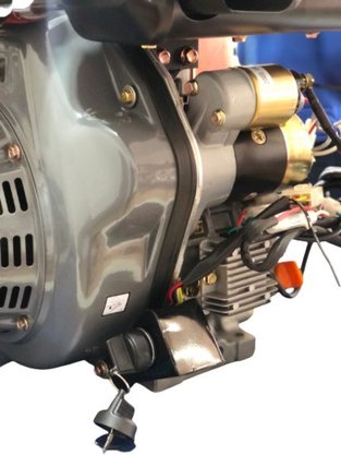 Motor Estacionário Diesel 10 CV  BDE10 BRANCO