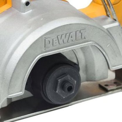 Serra Mármore Com Kit Refrigeração 125mm 220V 1400W DEWALT